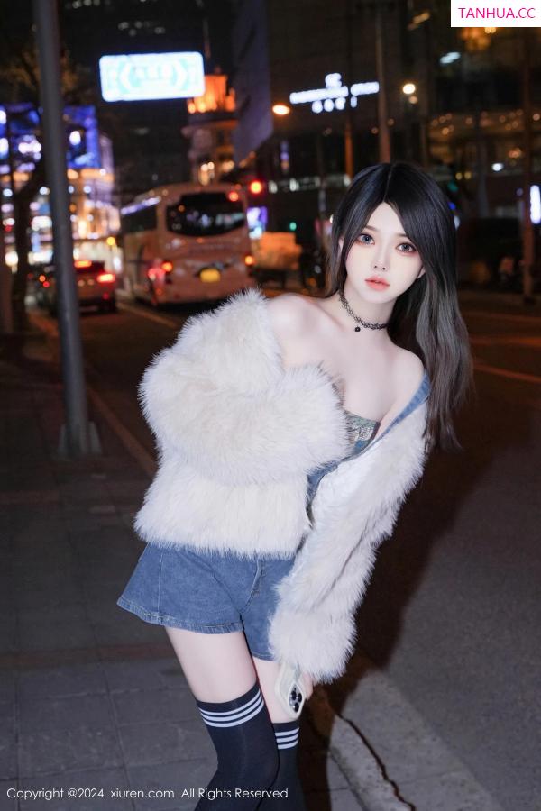   [XiuRen]高清写真图 2024.05.09 No.8508 林月月 黑丝美腿第12张图片